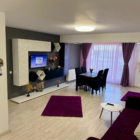 Airport Apartment 70 Squared Meters Otopeni Ngoại thất bức ảnh