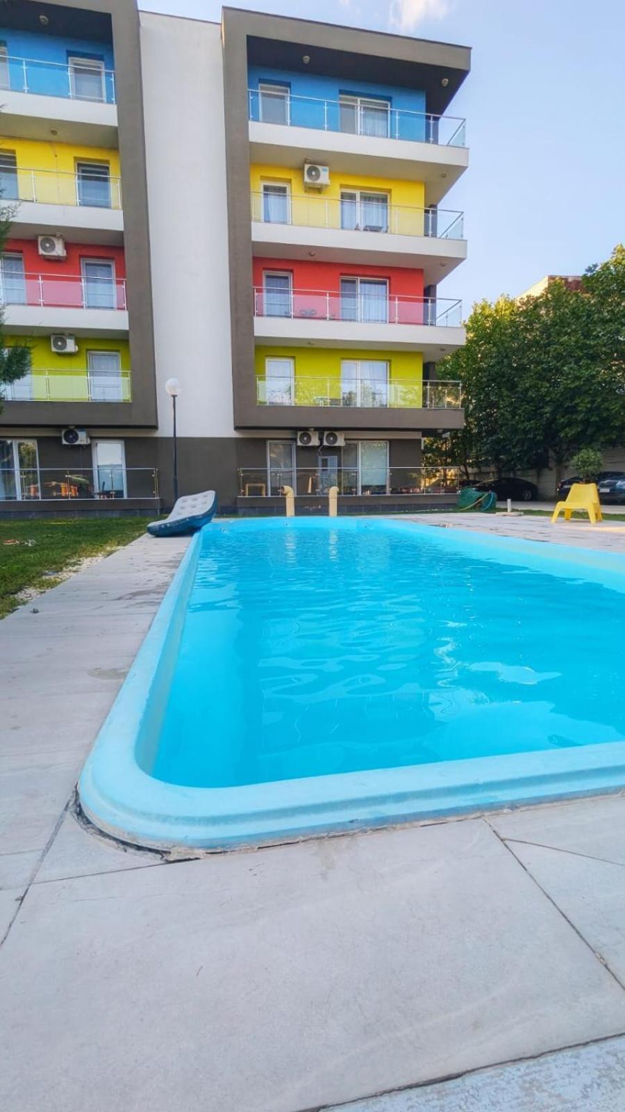 Airport Apartment 70 Squared Meters Otopeni Ngoại thất bức ảnh