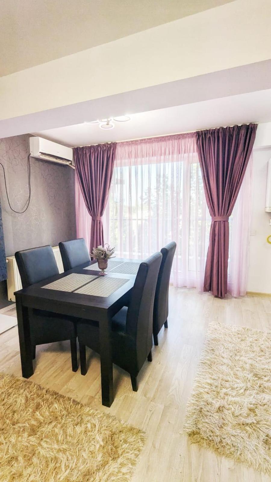 Airport Apartment 70 Squared Meters Otopeni Ngoại thất bức ảnh