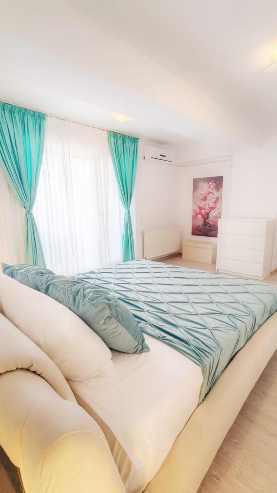 Airport Apartment 70 Squared Meters Otopeni Ngoại thất bức ảnh