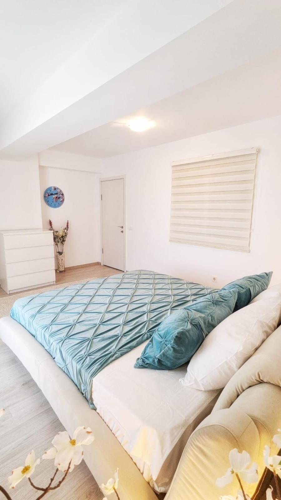 Airport Apartment 70 Squared Meters Otopeni Ngoại thất bức ảnh